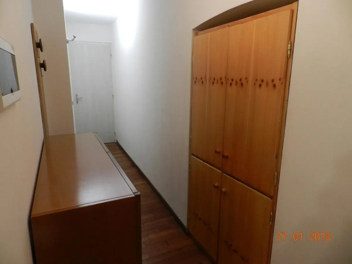 Cosy Central Flat Bergamo 0*,