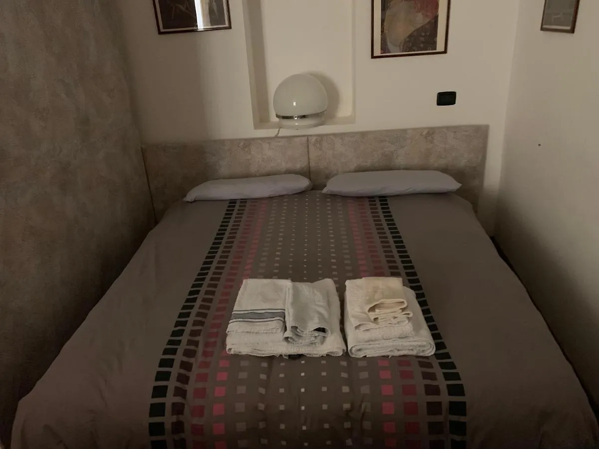 Cosy Central Flat Bergamo Apartament